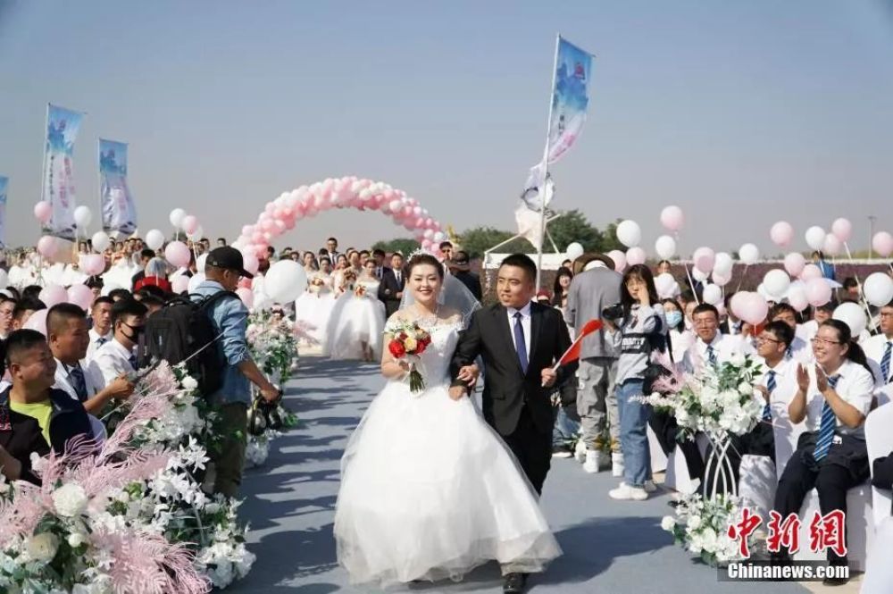 7天长假8个婚礼！你被份子钱掏空了吗？