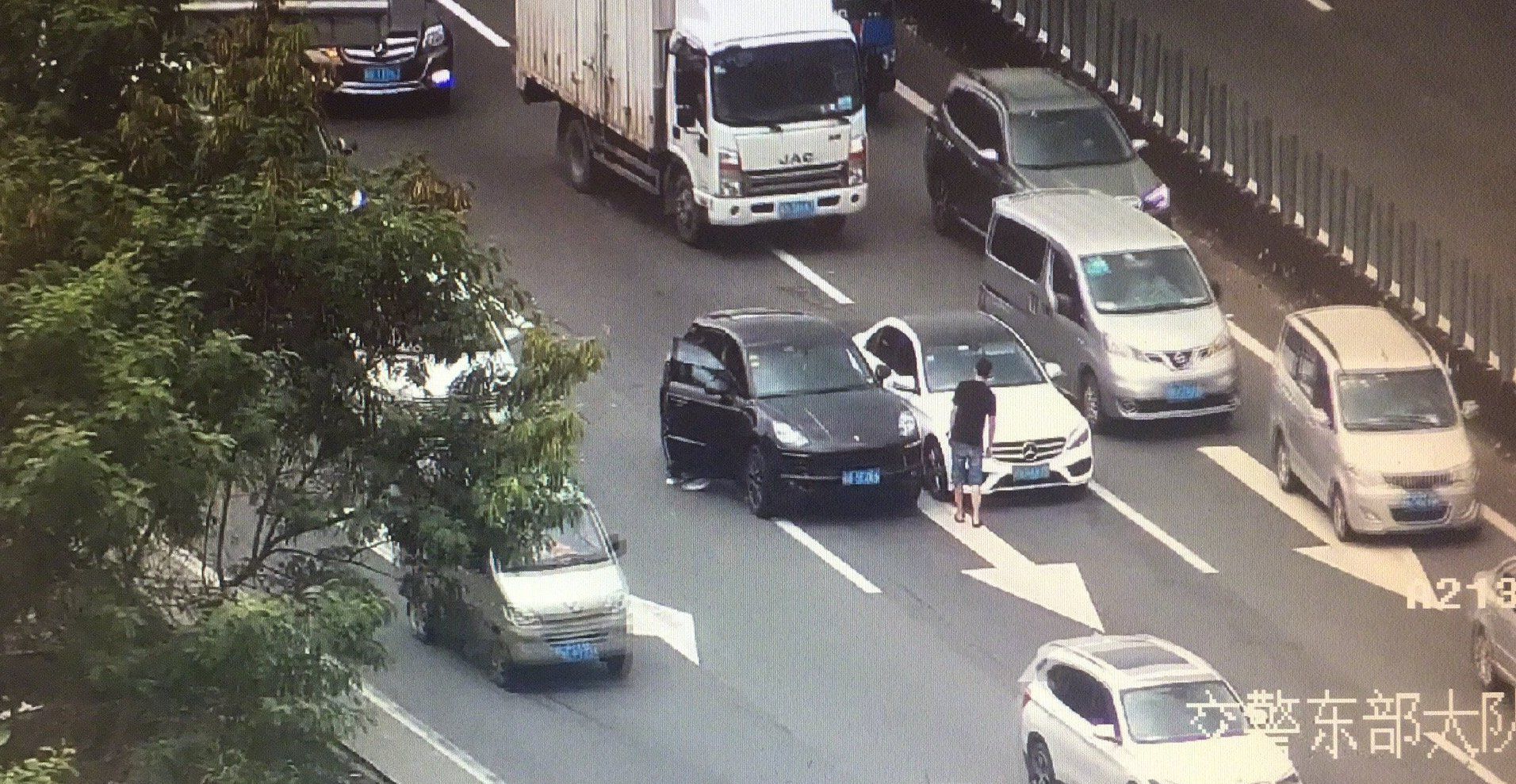 高速公路免费明晚结束 返程高峰14点出现