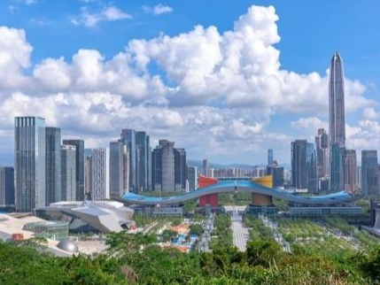 深圳干部群众热议党的十九届四中全会公报