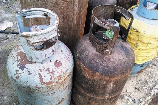打击黑煤气“以车代库”，龙华街道开展专项整治行动