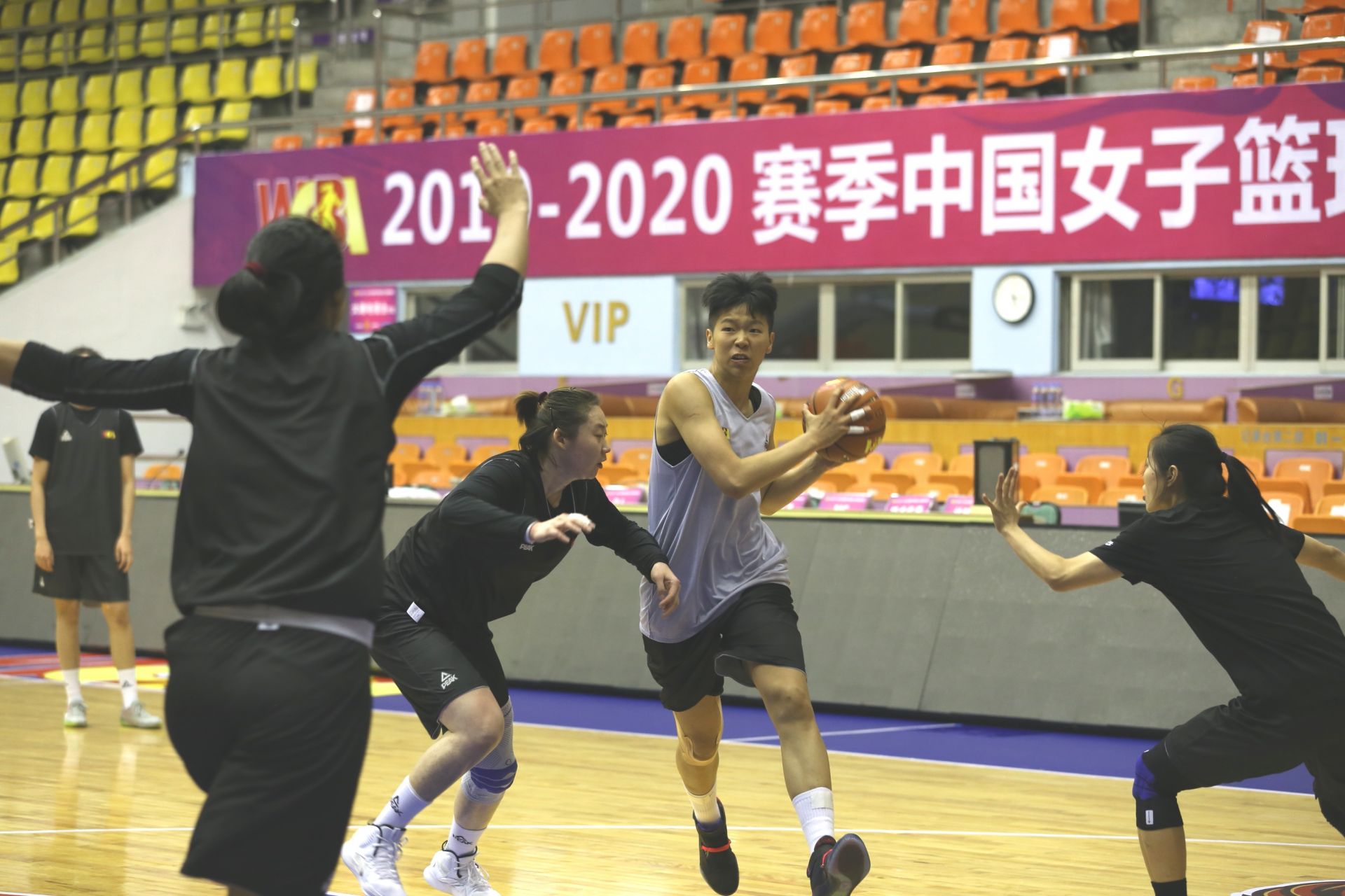 WCBA新赛季鸣哨揭幕战 东莞新彤盛女篮对阵内蒙古