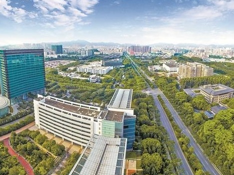 龙岗：106家企业集中亮相高交会，展示“东部中心”一流创新生态