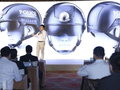 光启技术点亮警务“智慧眼”，800套智能头盔投入进博会