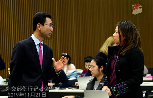 外交部：郑文杰是香港中国公民 英方提所谓交涉完全没道理