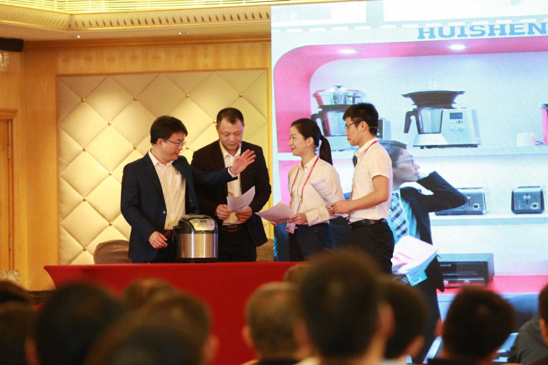 以演带训以案说法！“2019全国知识产权快速维权案件模拟演示活动”在广州举行