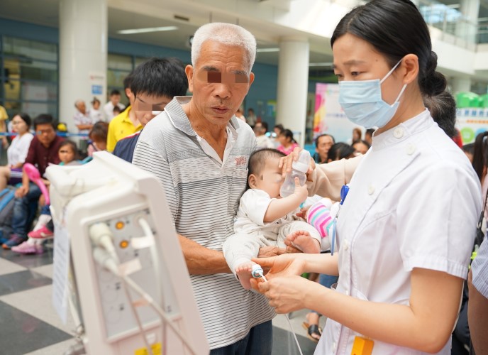 40个免费手术名额！港大深圳医院为贫困家庭患儿提供帮扶