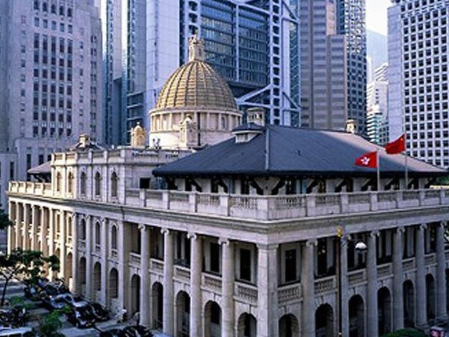 香港立法会议员质疑某些法官违背政治中立