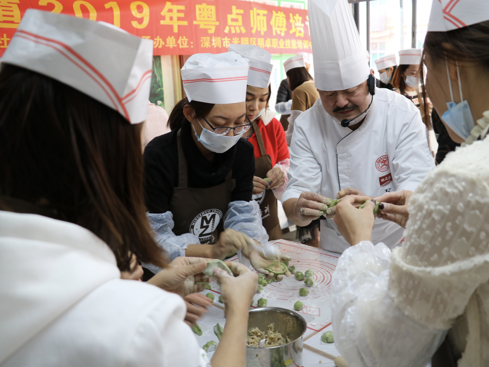 “粤”来“粤”好！马田街道粤菜粤式点心培训班开班 