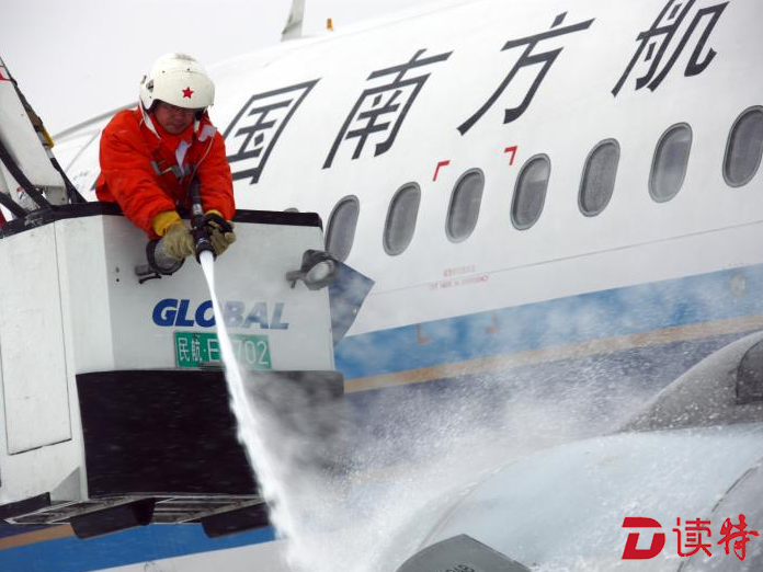 “阳光南航”更智慧更亲更干净 南航稳居2019年航空公司“金凤奖”榜首