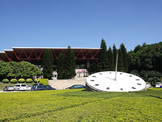 王伟中：在建设中国特色社会主义先行示范区新征程上勇当尖兵