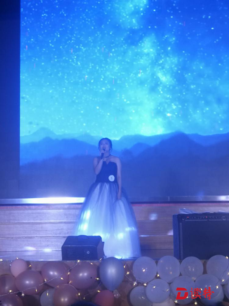 聆听校园好声音！龙岗职校“十大歌手”决赛唱响首届校园体艺节序曲