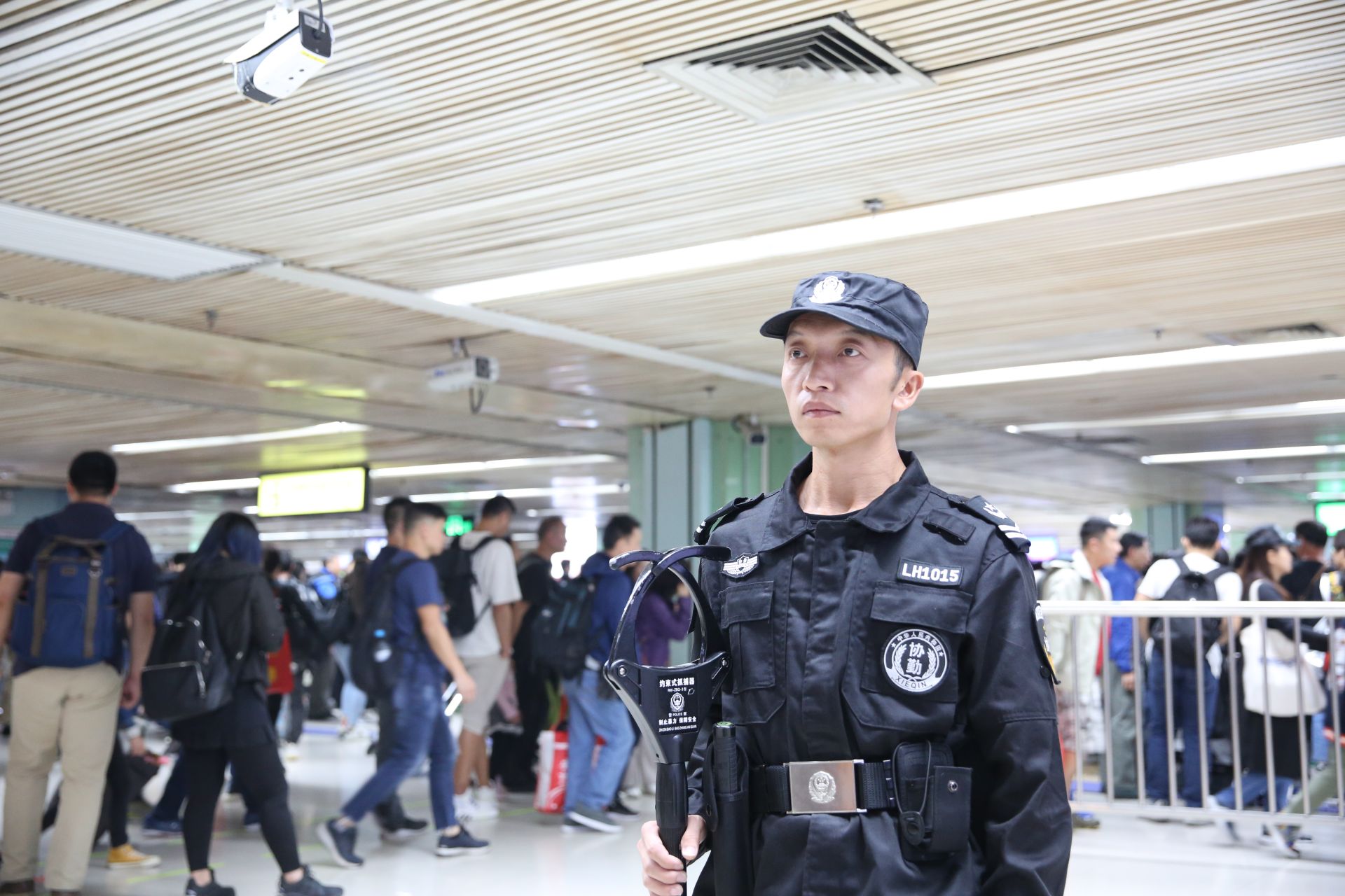 年近四十不惧远方！从大山深处走出的“深漂”圆了“辅警梦”
