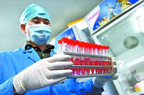 省人大常委会组织开展疫情防控法律法规汇编和解读工作