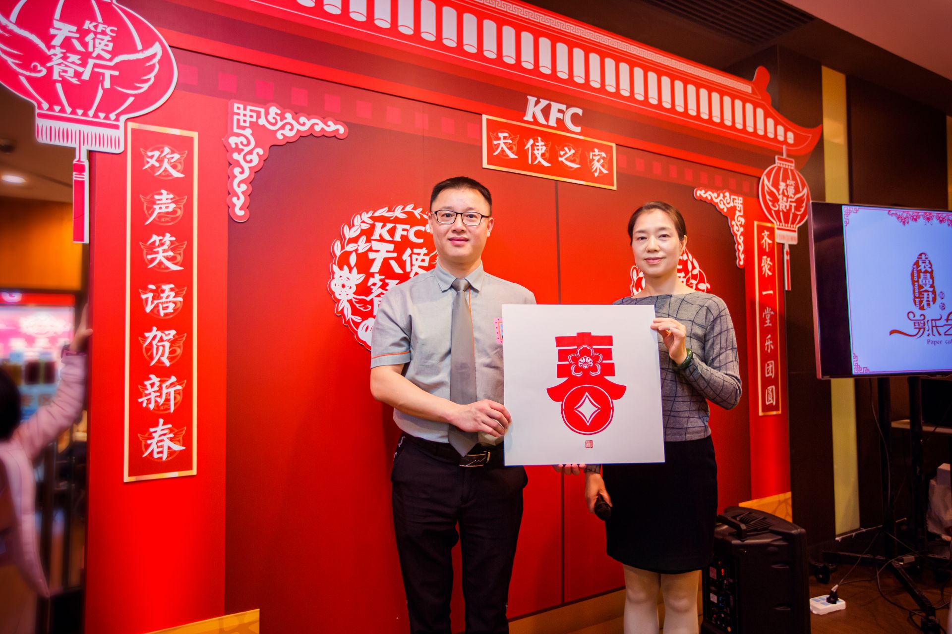 这家餐厅安静却温暖，特障人士在这里实现人生价值