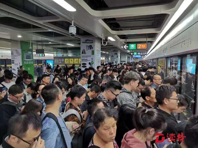 深圳地铁全网单日客流再创新高达709.1万乘次