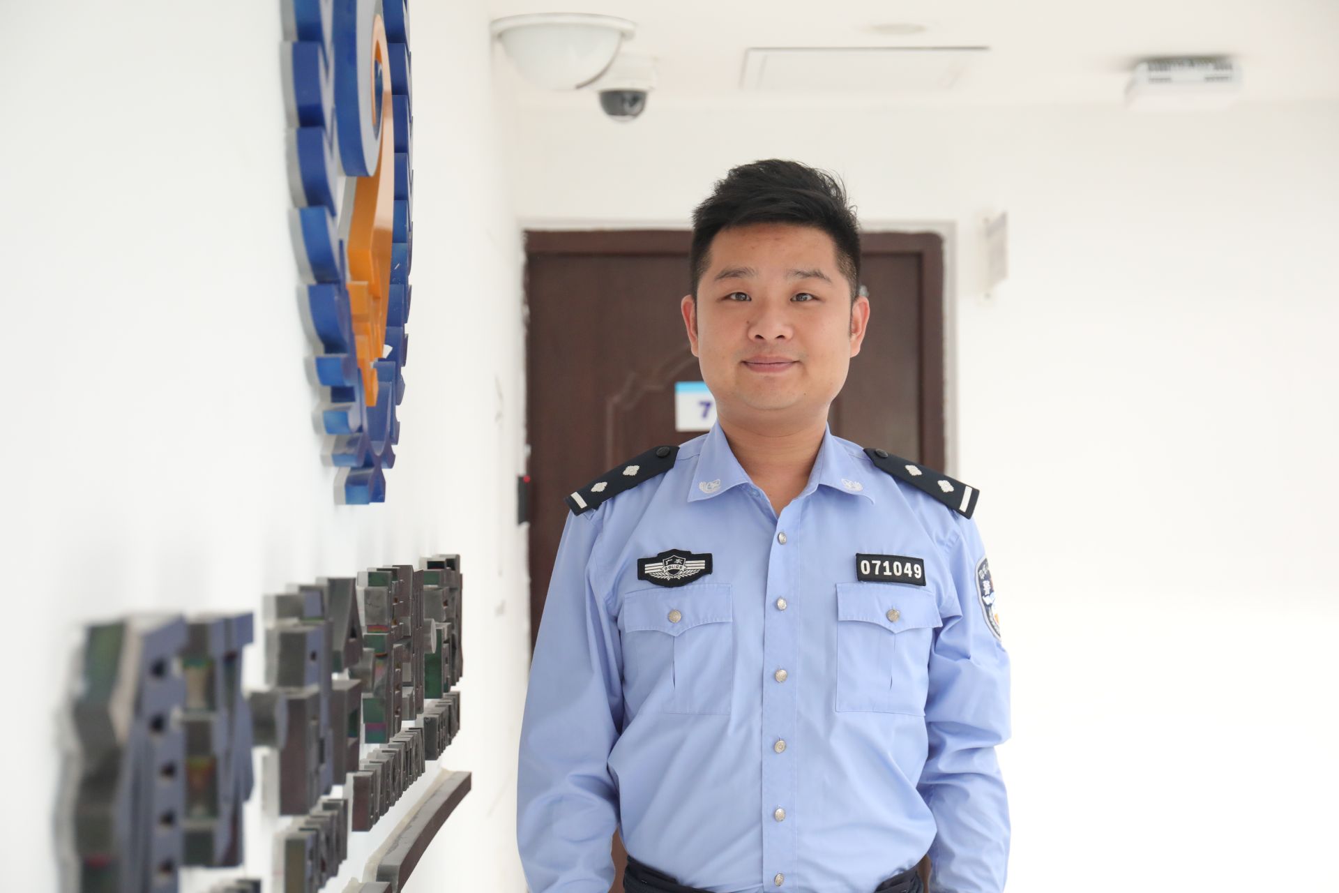 每日警星 | 胡小明：出入有境 服务无境