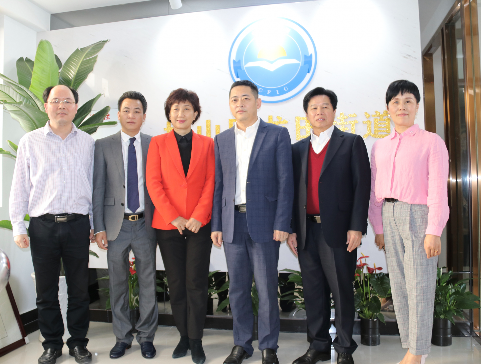 坪山区龙田街道工商联（商会）揭牌