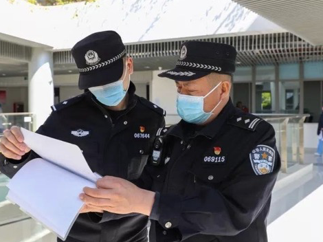 零失误，零投诉 坪山警方值守医学观察隔离点安全护送疑似感染人员