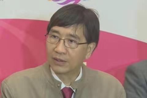 国家卫健委高级别专家组袁国勇院士呼吁戴口罩，“对防新冠病毒有益！”