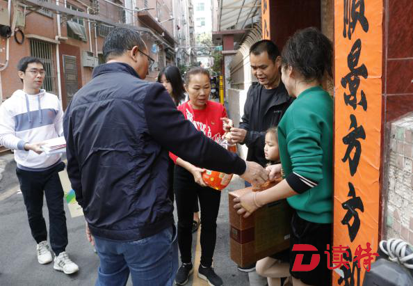玉塘街道走访慰问新兵家属
