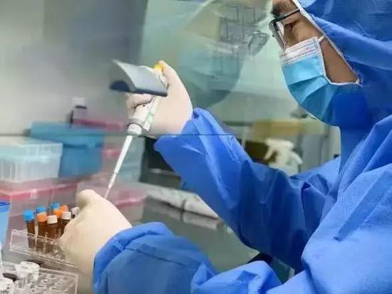 首家研制出新型冠状病毒核酸检测试剂盒，这家企业正全力生产