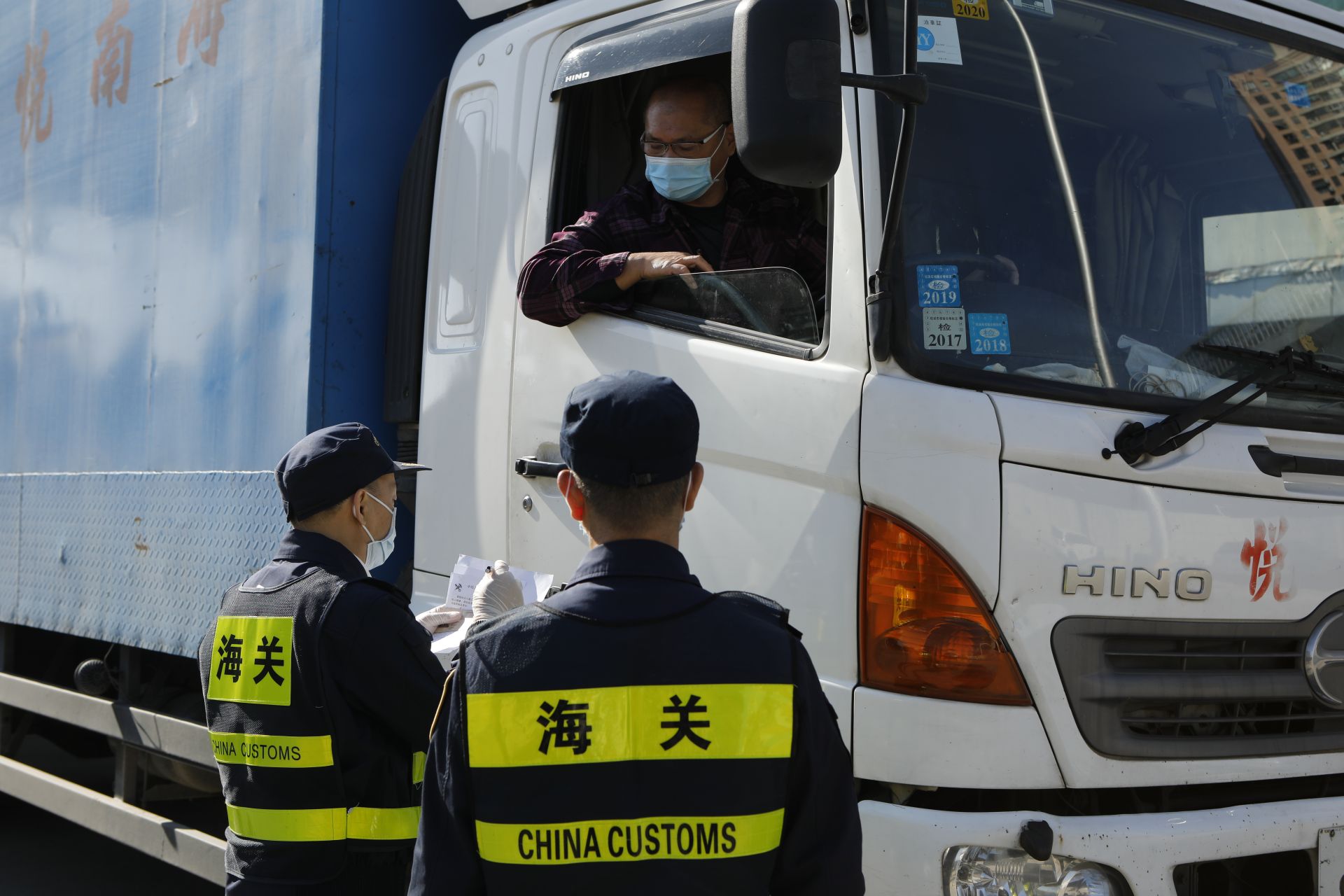 发往武汉！海关验放一批测温仪用集成电路