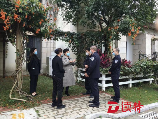 24小时不间断设卡执勤 深汕警方全员在岗遏制疫情蔓延势头