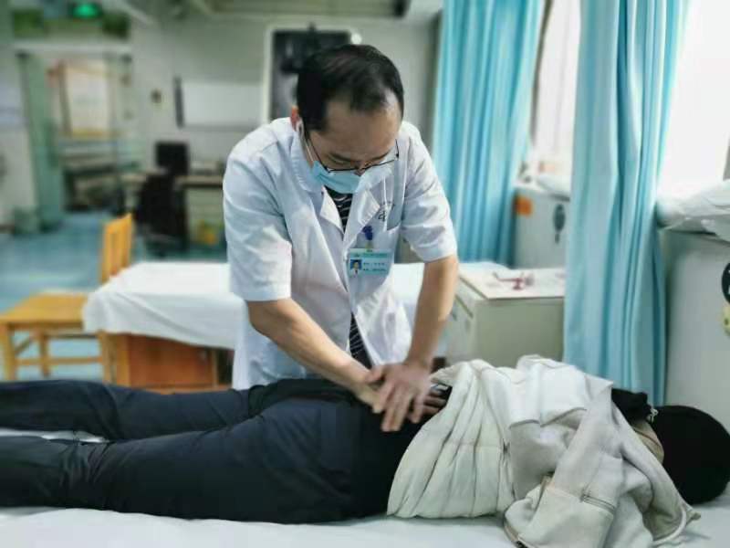非常时期，骨折了还能去医院看吗？看平乐专家怎么说！