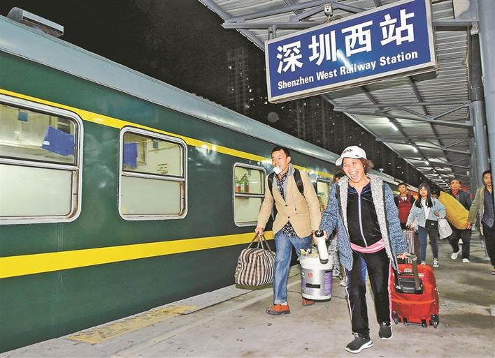 深圳2020春运启动 首趟临客列车今日凌晨发车  
