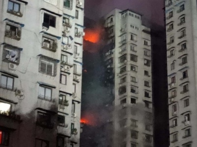 重庆高层居民楼火灾已扑灭，暂无人员伤亡