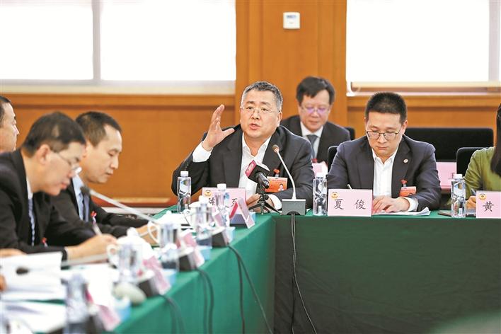 深圳市政协联组讨论如何发挥人民政协专门协商机构作用  