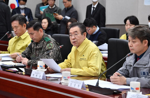 疫情升级物资紧缺  韩国宣布限制口罩出口