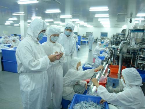湖北：每日供应医用防护服可达17万件，N95口罩30万只