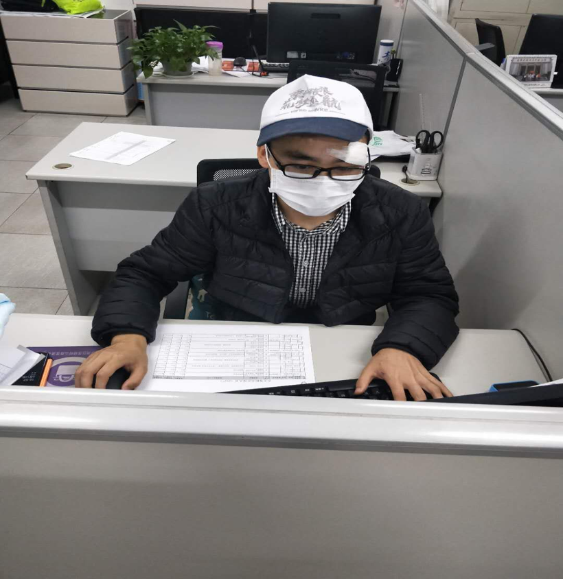东方尊峪小区党员黄波：“平凡人”的不凡事