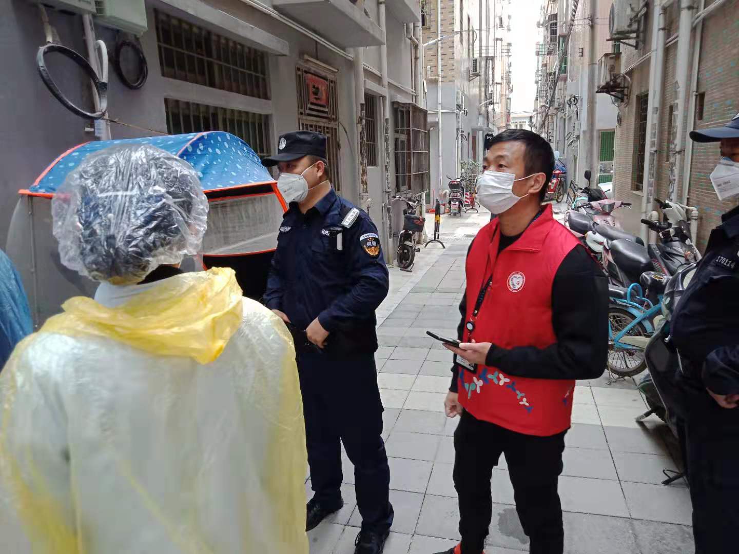 光明石围社区党委书记麦壮辉：我就是防疫前线的一名普通战士 
