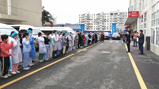 一个都不能漏 龙华区人民医院全面入户开展核酸检测采样
