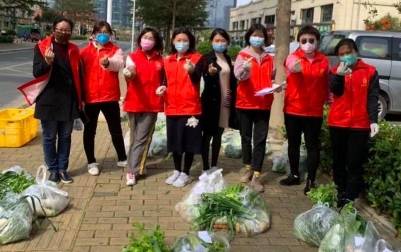 金地朗悦花园小区党支部筑牢疫情“防火墙”