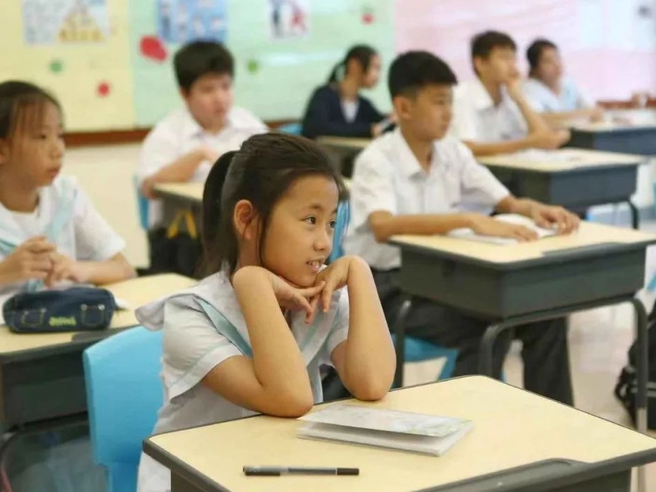 黄石50万中小学生今日“云开学” “抗击疫情”成为各校开学第一课