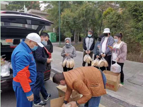 一份“暖心餐”解决留校民族学生吃饭难