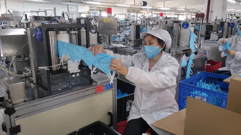 口罩背后，有我们不知道的坚守