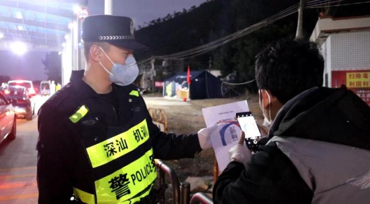 不负韶华只争朝夕——深汕机训大队民警孙逊