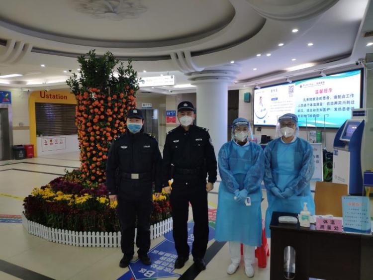 （重稿）警察、护士伉俪携手战疫丨世间最美的情话就是“你放心，我没事！”