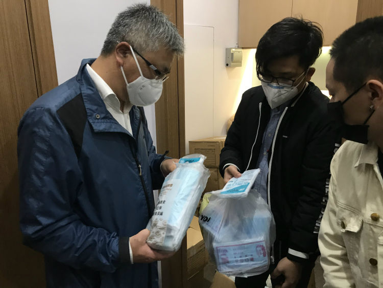 深入一线严格把关，宝龙街道开展企业复工备案指导工作