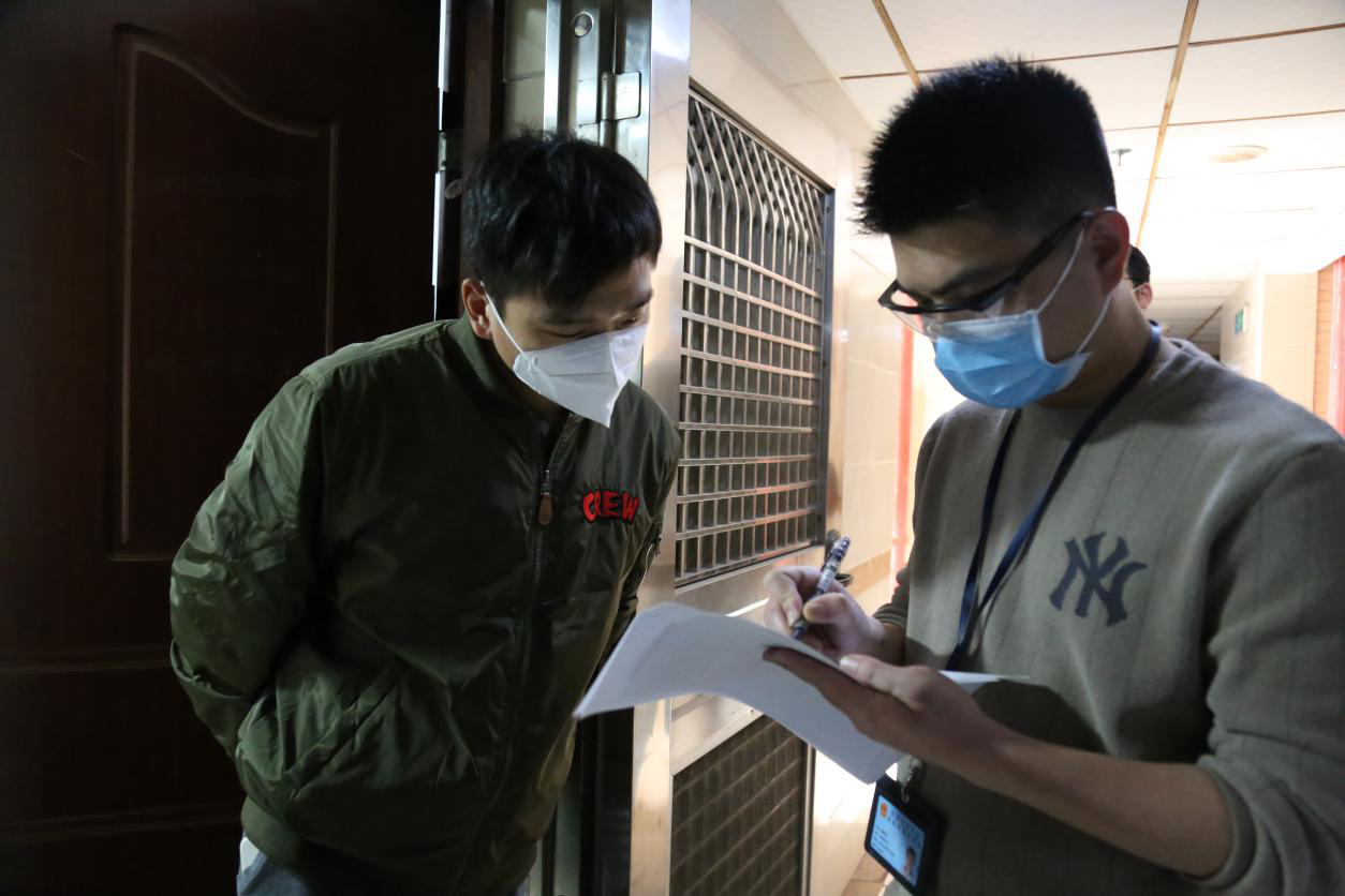 舍小家 为大家——战疫之路不停歇
