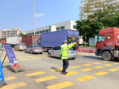 支持货运企业复工复产 深圳交警放宽货车限行时间空间
