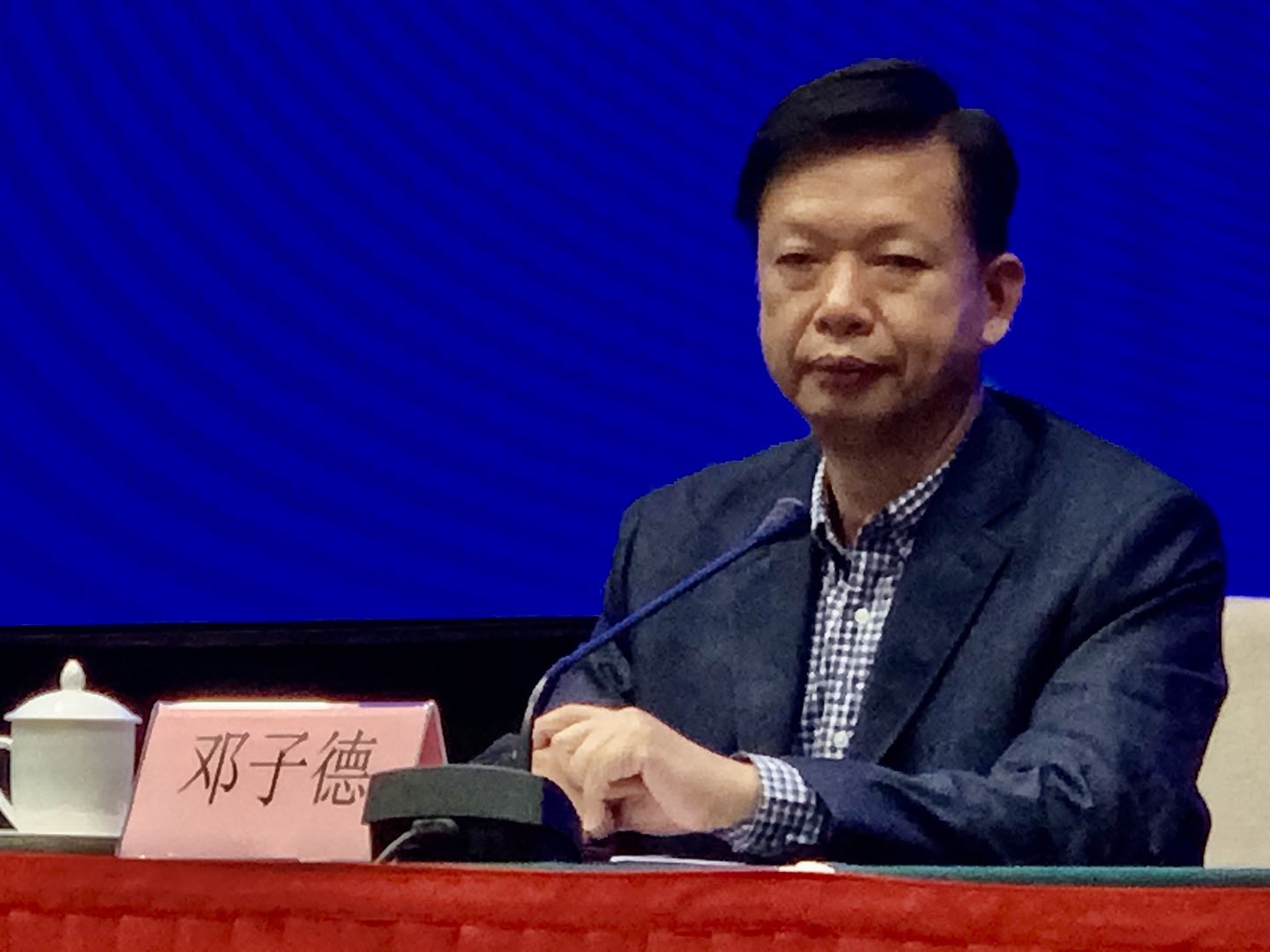 感控督导员，抗疫＂广东经验＂