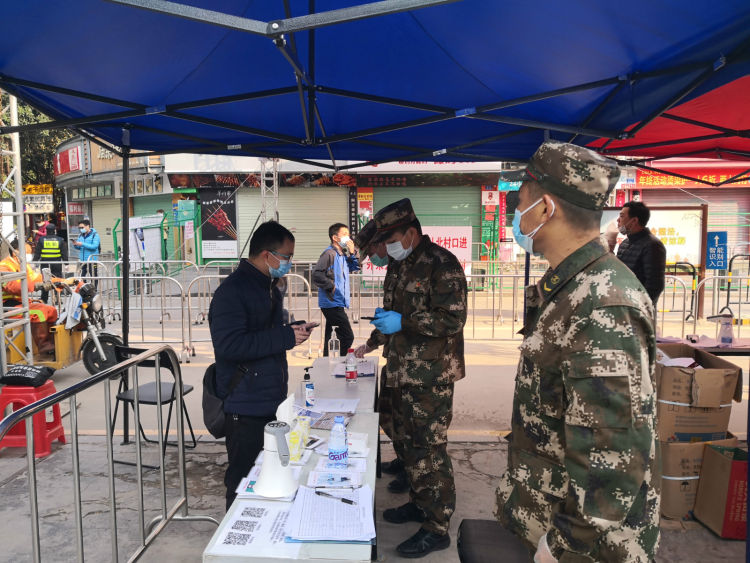 深圳最大城中村白石洲 ，4步法牢牢把住疫情防控人员关