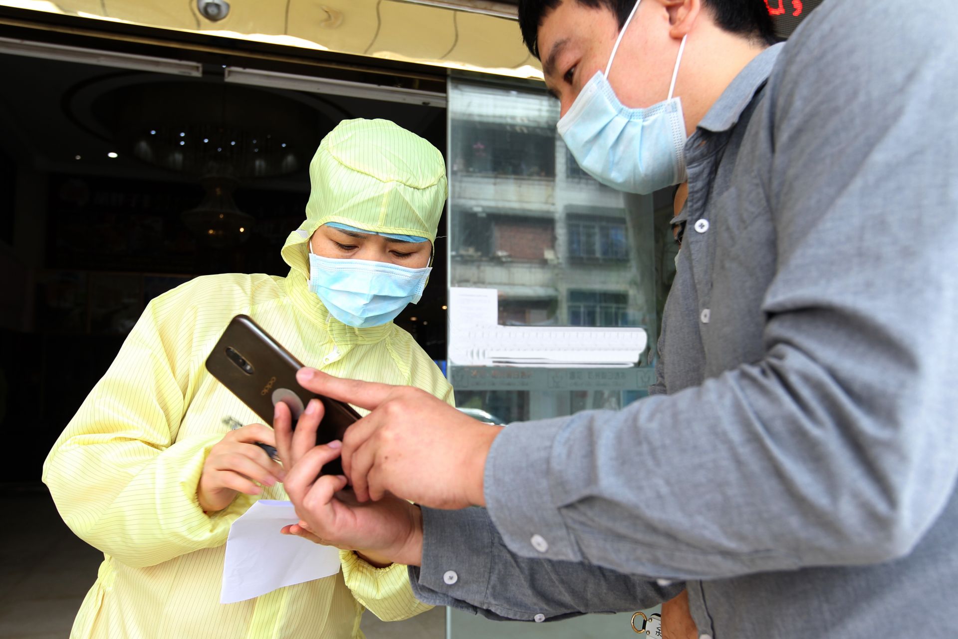 东莞樟木头社卫医生熊叶晖：在医学观察点上乐于做“保姆”