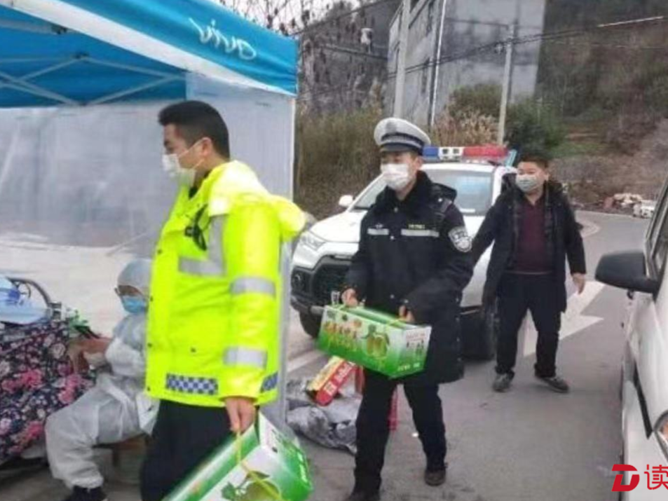 直击湖北 |  “每天像打仗一样处理防护物资”