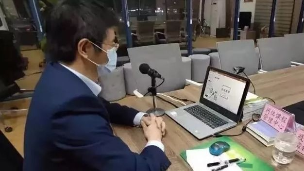 宝安一位校长给学生的一堂生命教育课：身在隔离，心向世界！